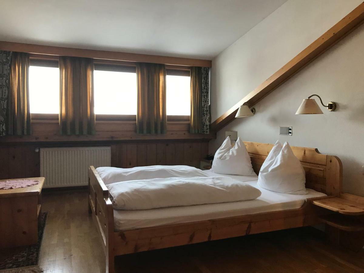 Rosenstockl * Gundersheim